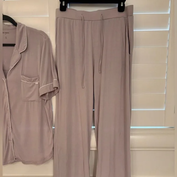 Cozy Earth Women's Bamboo Viscose Stretch Pajama Set - Picture 7 of 11